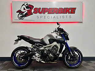 Used 2015 Yamaha MT-09 Naked Silver - Interior and Exterior details 2