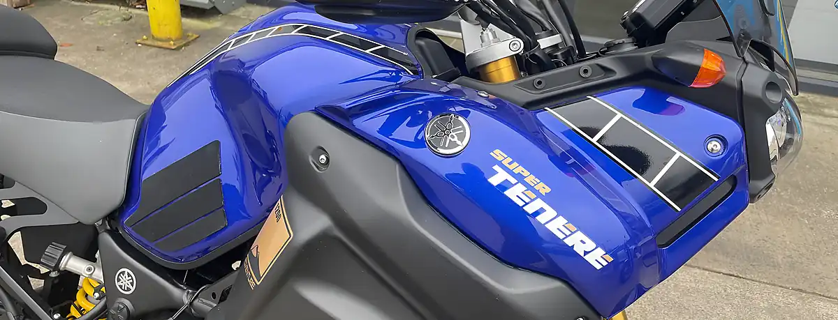 Used 2015 Yamaha Super Tenere XT1200Z Blue - Interior and Exterior details 10