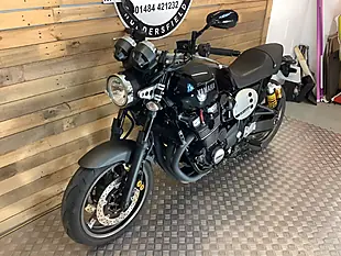 Used 2015 Yamaha Xjr Black - Interior and Exterior details 3