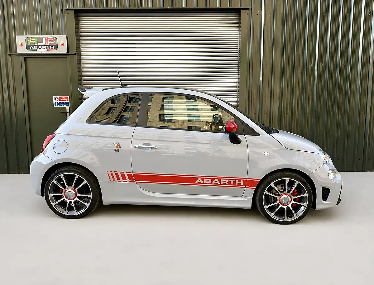 Used 2016 Abarth 595 Abarth Grey - Interior and Exterior details 10