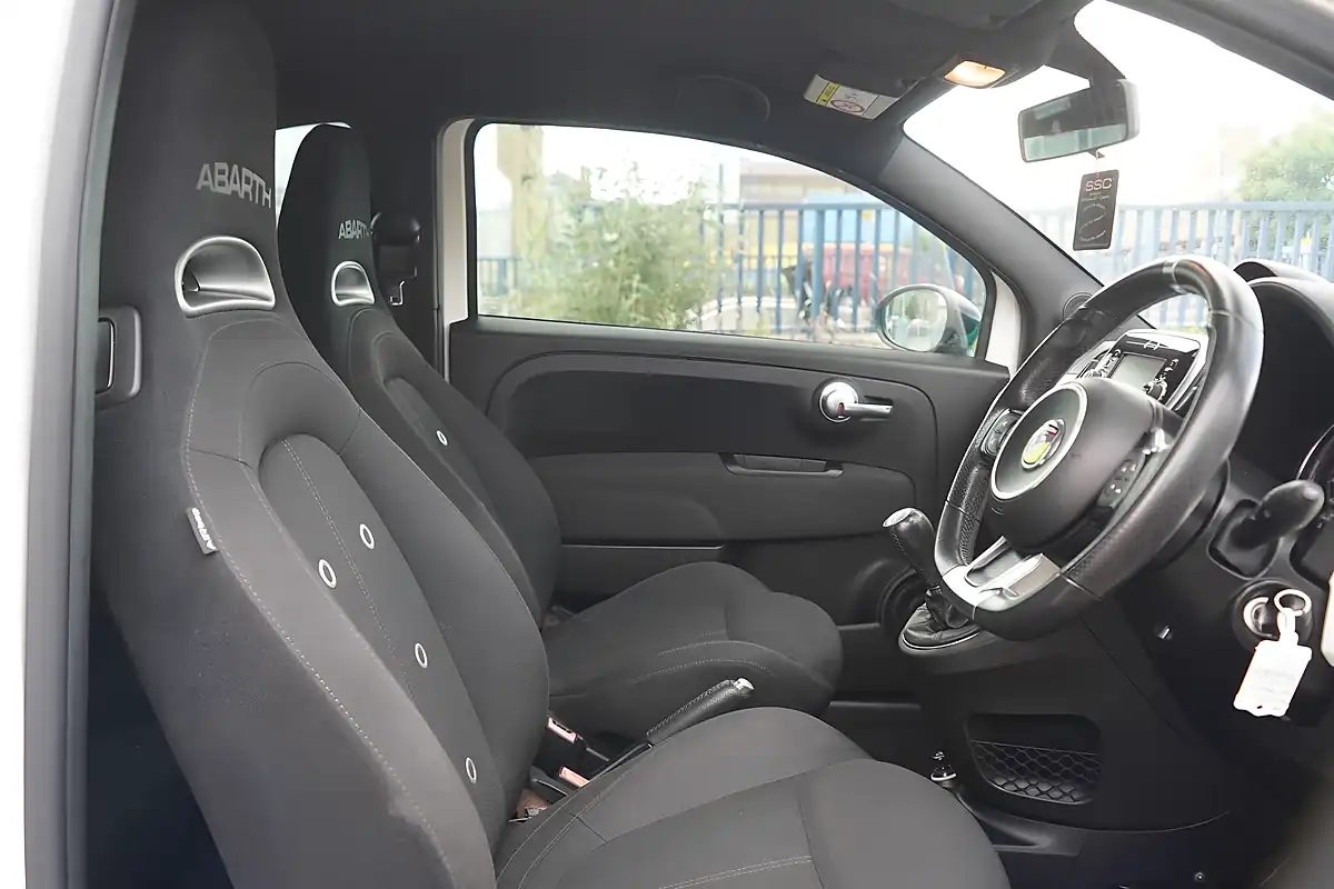 Used 2016 Abarth 595 Euro 6 White - Interior and Exterior details 20