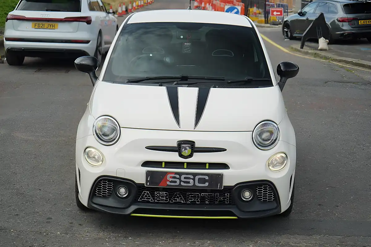 Used 2016 Abarth 595 Euro 6 White - Interior and Exterior details 6