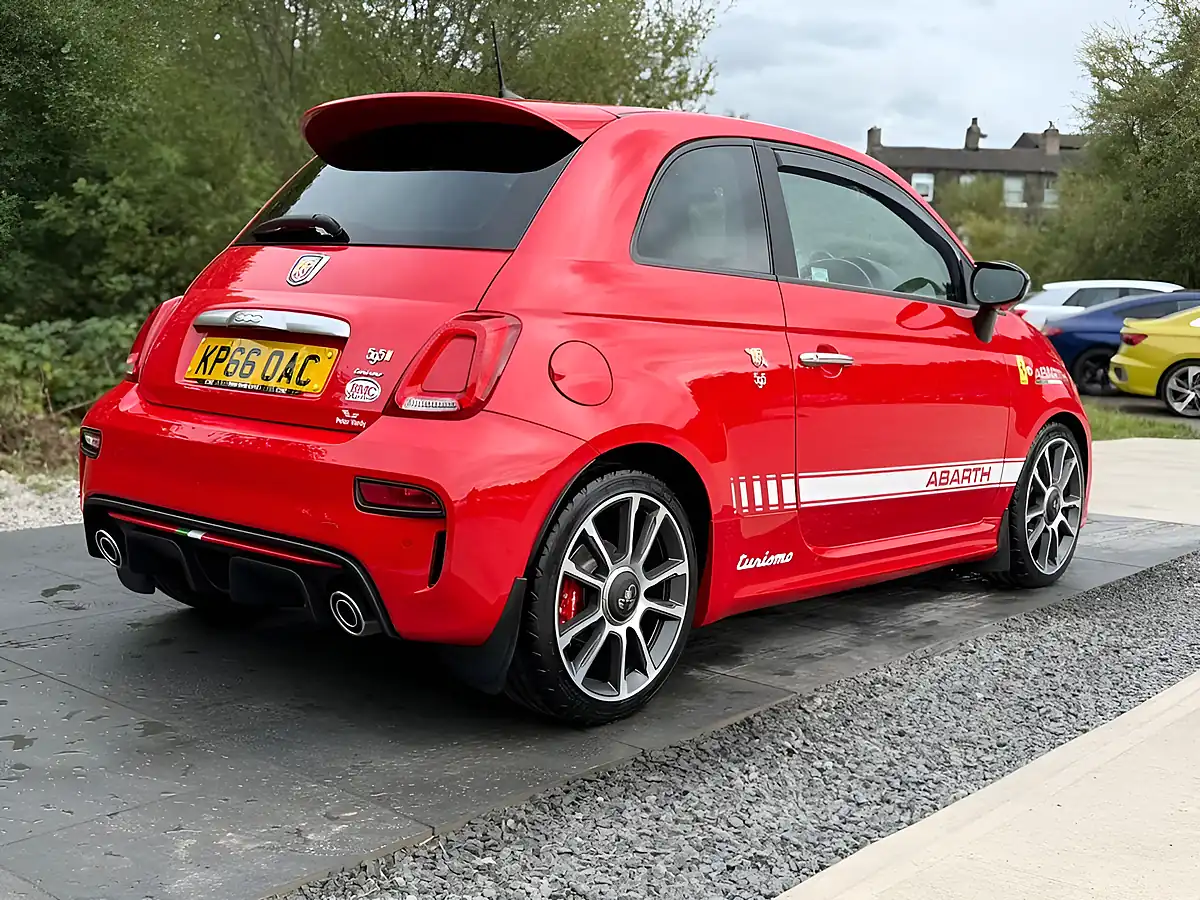Used 2016 Abarth 595 Turismo Red - Interior and Exterior details 5