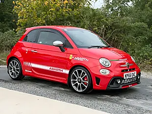 Used 2016 Abarth 595 Turismo Red - Interior and Exterior details 9