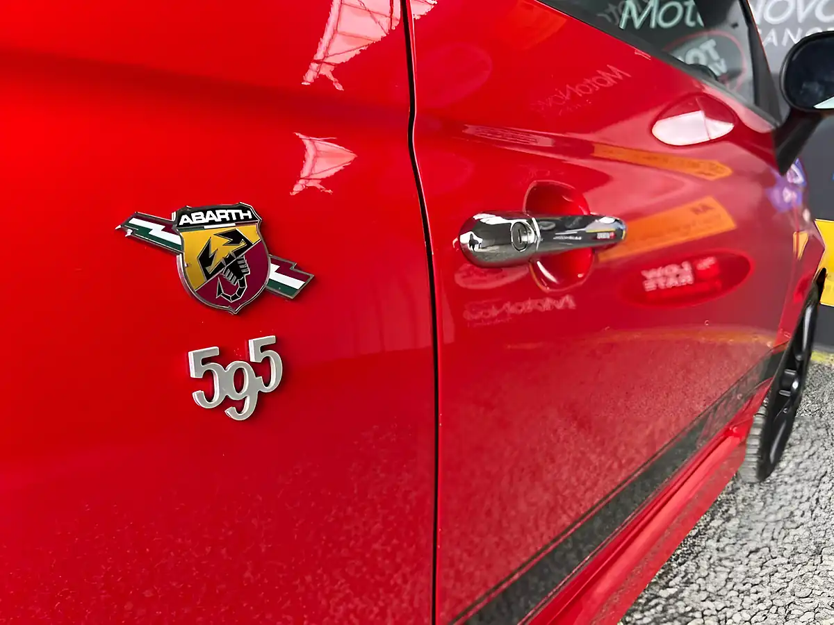 Used 2016 Abarth 595 Turismo Red - Interior and Exterior details 11