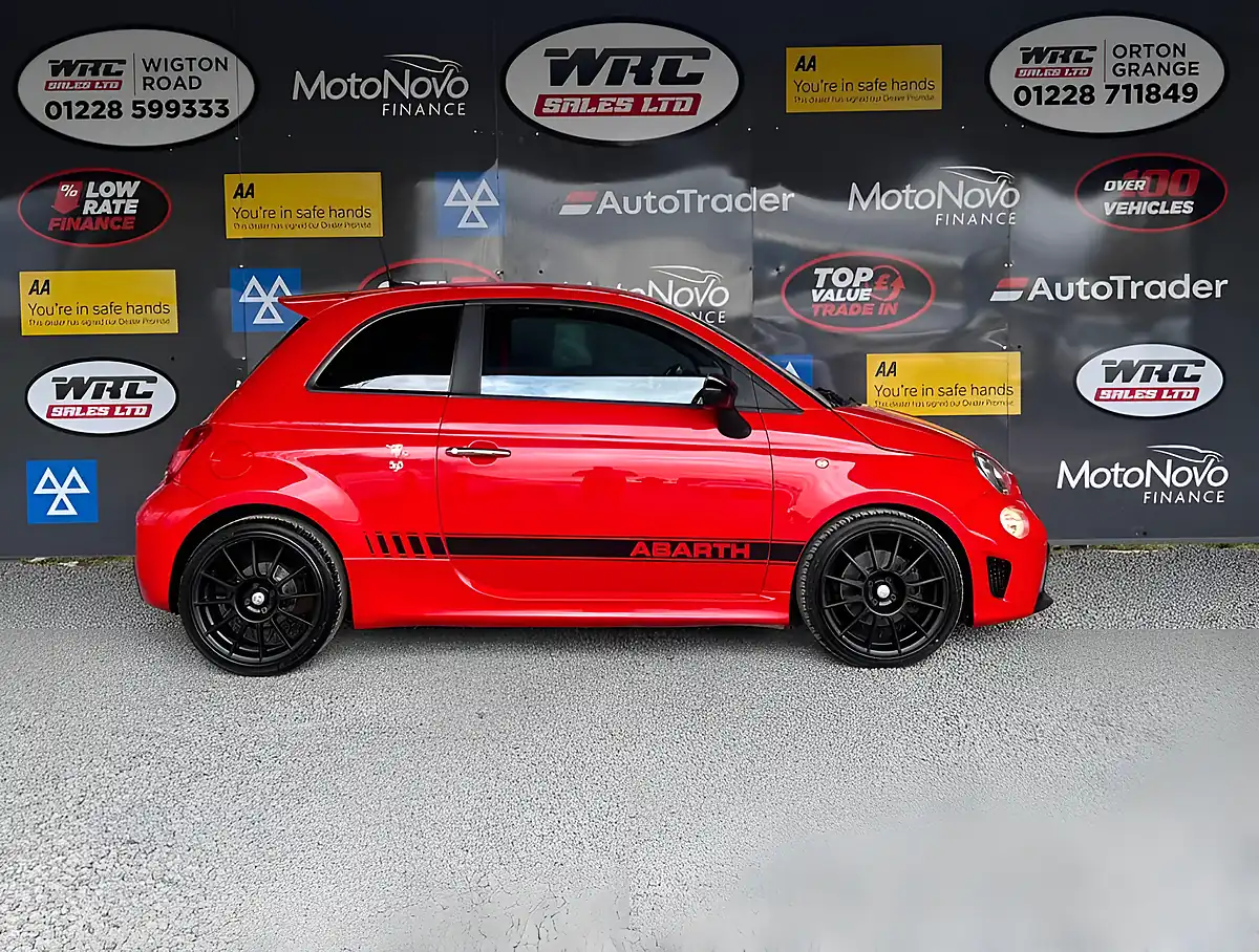 Used 2016 Abarth 595 Turismo Red - Interior and Exterior details 5