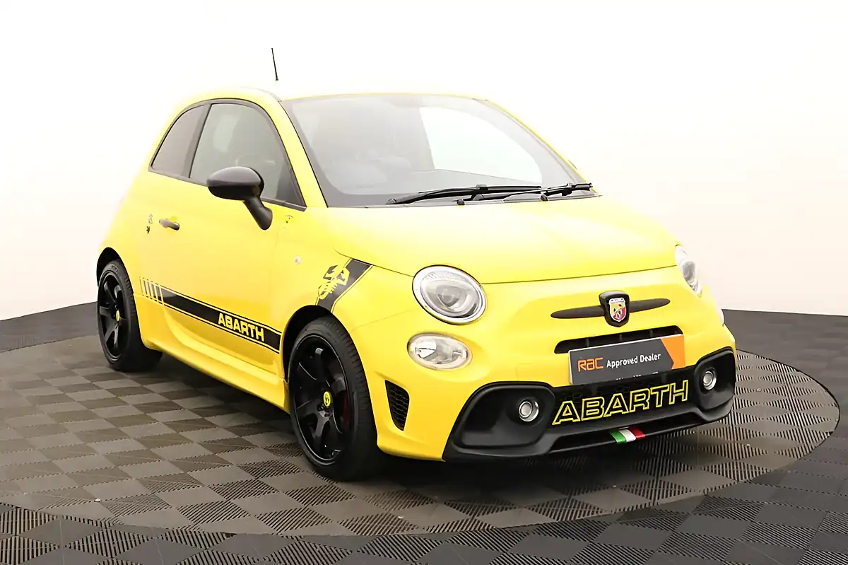 Used 2016 Abarth 595 Yellow - Interior and Exterior details 10