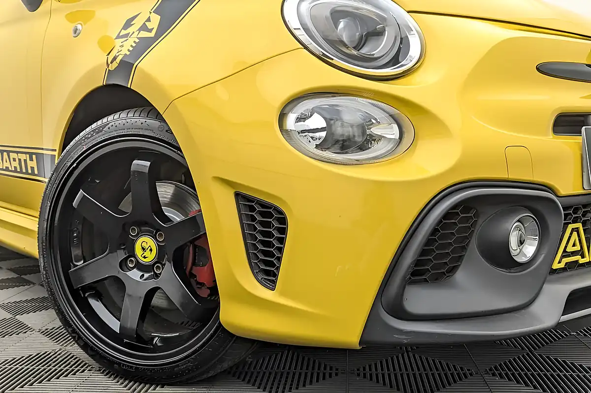 Used 2016 Abarth 595 Yellow - Interior and Exterior details 19