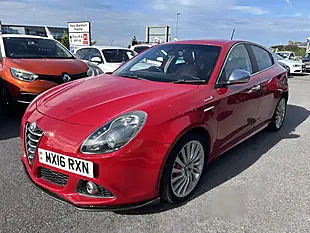 Used 2016 Alfa Romeo Giulietta Red - Interior and Exterior details 3