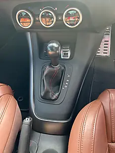 Used 2016 Alfa Romeo Giulietta Red - Interior and Exterior details 5