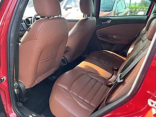 Used 2016 Alfa Romeo Giulietta Red - Interior and Exterior details 9