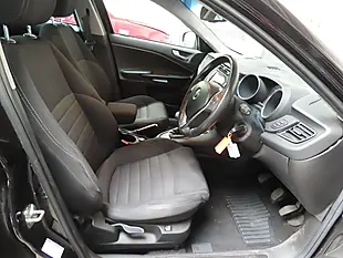 Used 2016 Alfa Romeo Giulietta Super Black - Interior and Exterior details 8