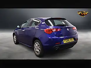Used 2016 Alfa Romeo Giulietta Tecnica Cobalto Blue - Interior and Exterior details 4