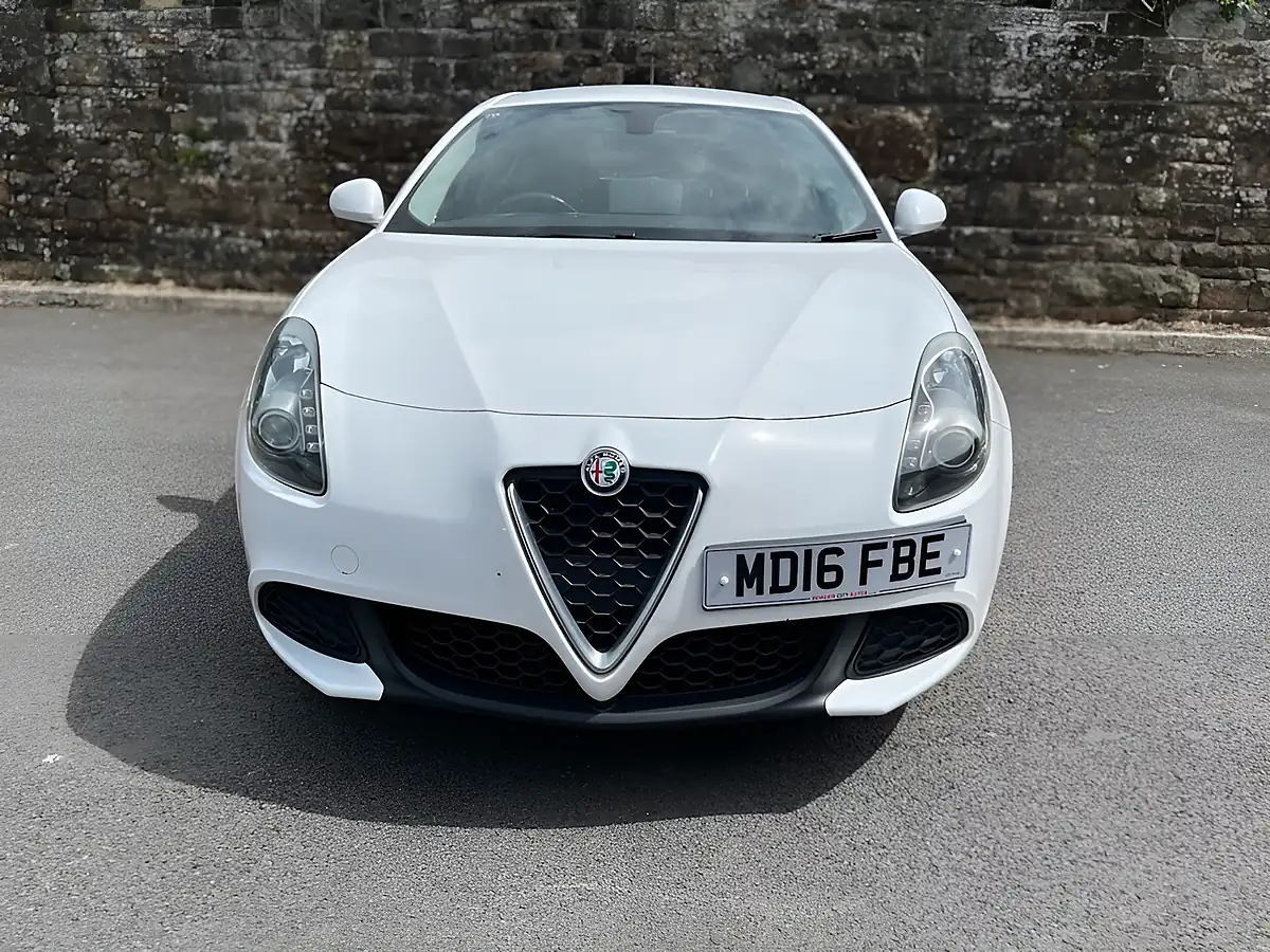Used 2016 Alfa Romeo Giulietta White - Interior and Exterior details 2