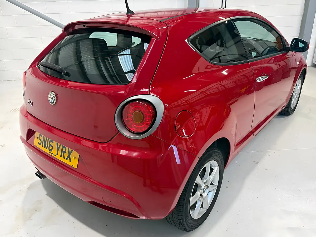 Used 2016 Alfa Romeo Mito Progression Red - Interior and Exterior details 7
