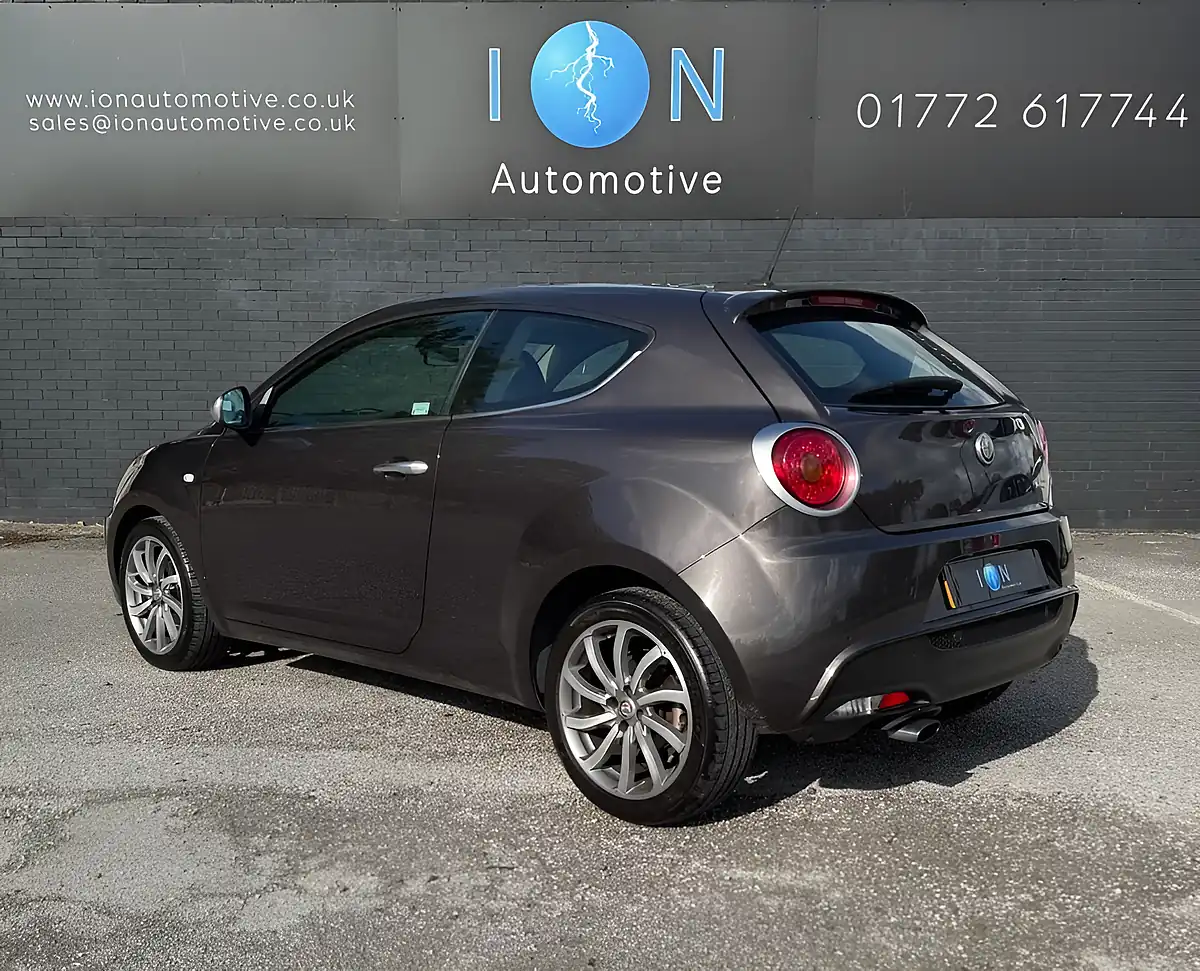 Used 2016 Alfa Romeo Mito Super Grigio Anthracite - 607/B - Interior and Exterior details 12
