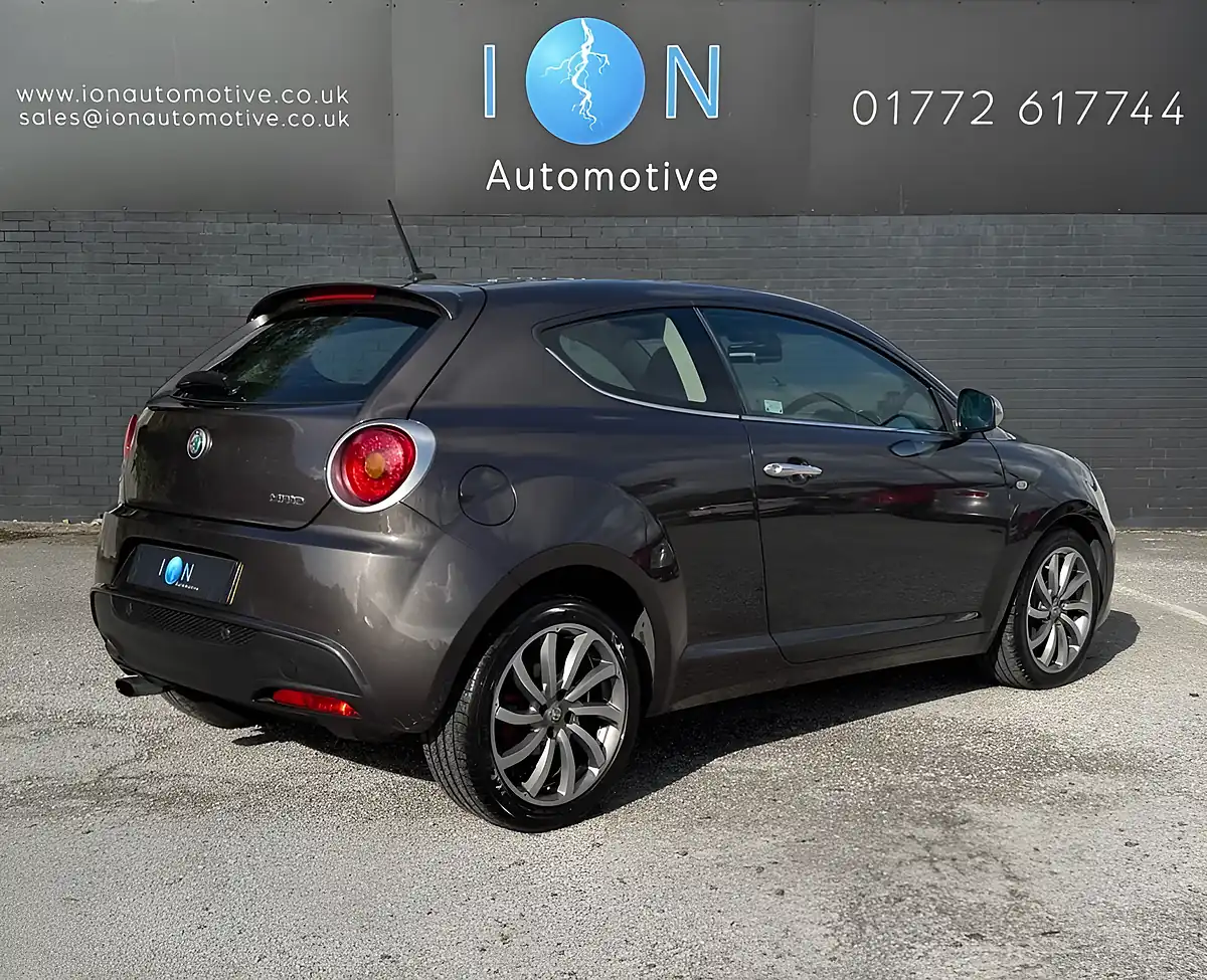 Used 2016 Alfa Romeo Mito Super Grigio Anthracite - 607/B - Interior and Exterior details 2