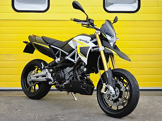 2016 Aprilia Dorsoduro 750