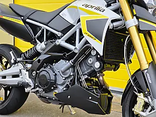 Used 2016 Aprilia Dorsoduro White - Interior and Exterior details 11