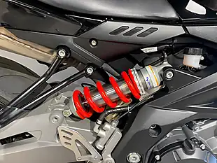 Used 2016 Aprilia Shiver Sl 750 - Interior and Exterior details 7