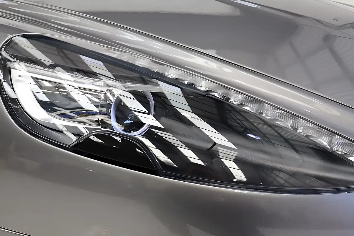 Used 2016 Aston Martin Rapide S Silver - Interior and Exterior details 7