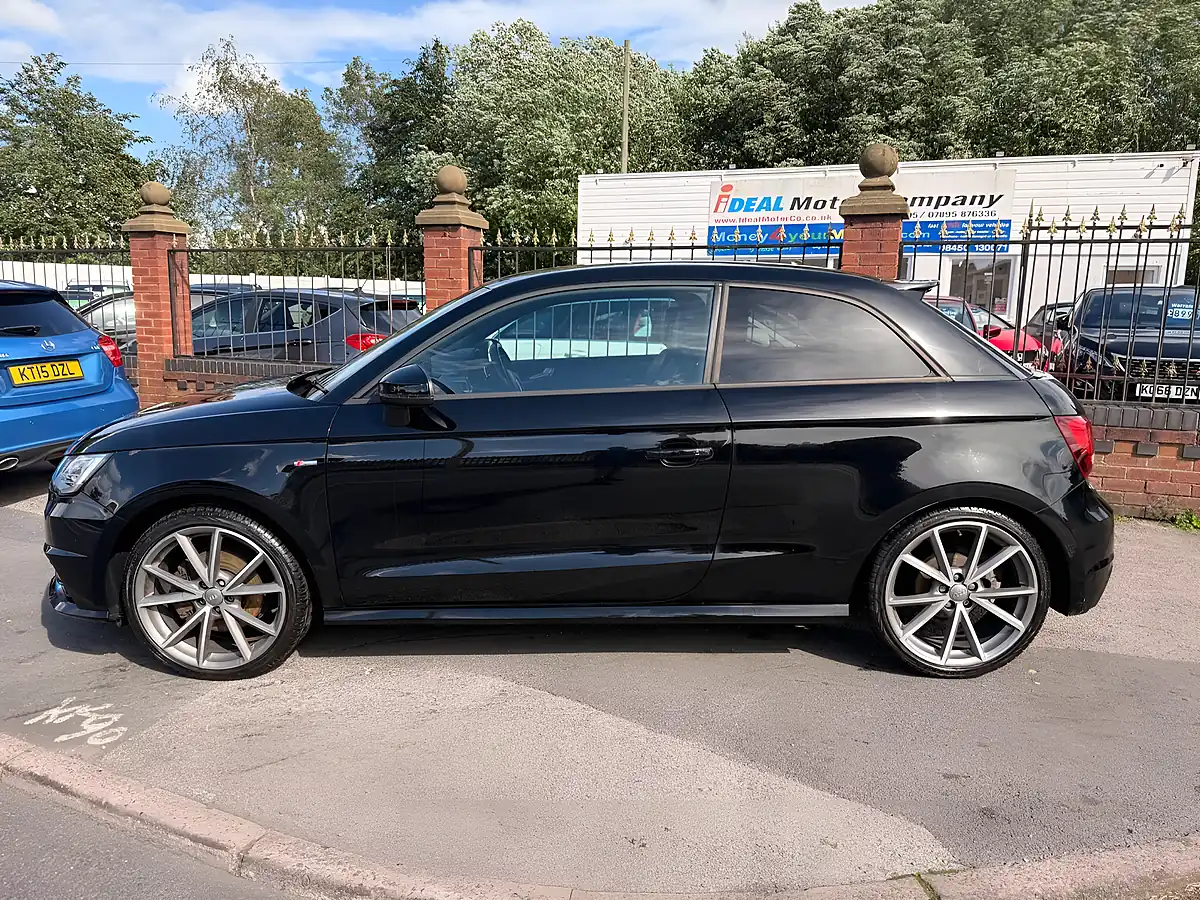 Used 2016 Audi A1 Black Edition Black - Interior and Exterior details 6