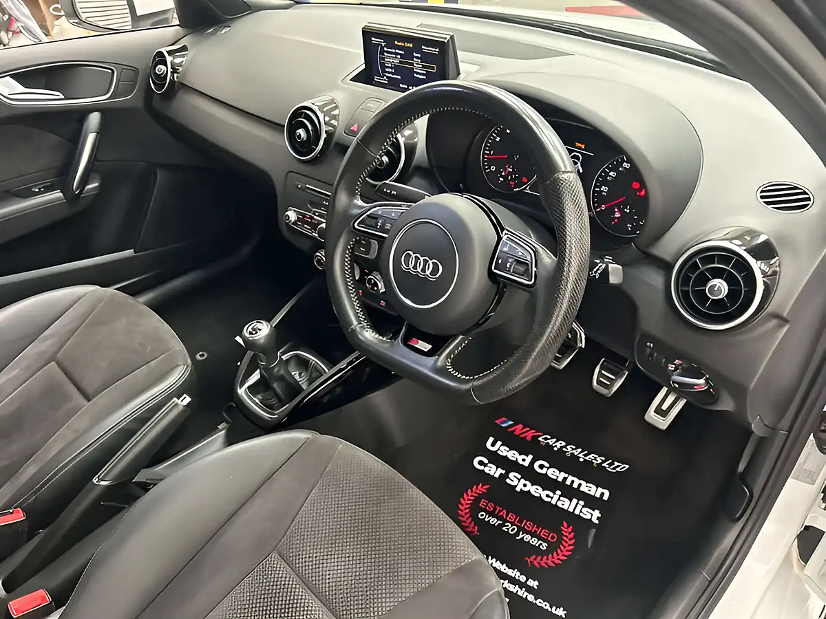Used 2016 Audi A1 Black Edition White - Interior and Exterior details 14