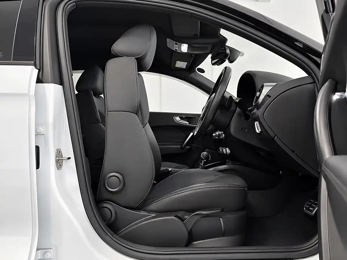 Used 2016 Audi A1 S Line Glacier White - Interior and Exterior details 3