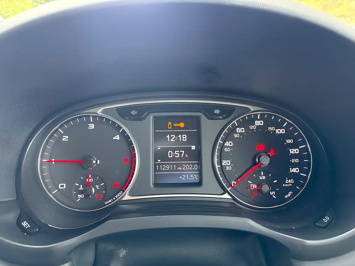 Used 2016 Audi A1 Sport Blue - Interior and Exterior details 17