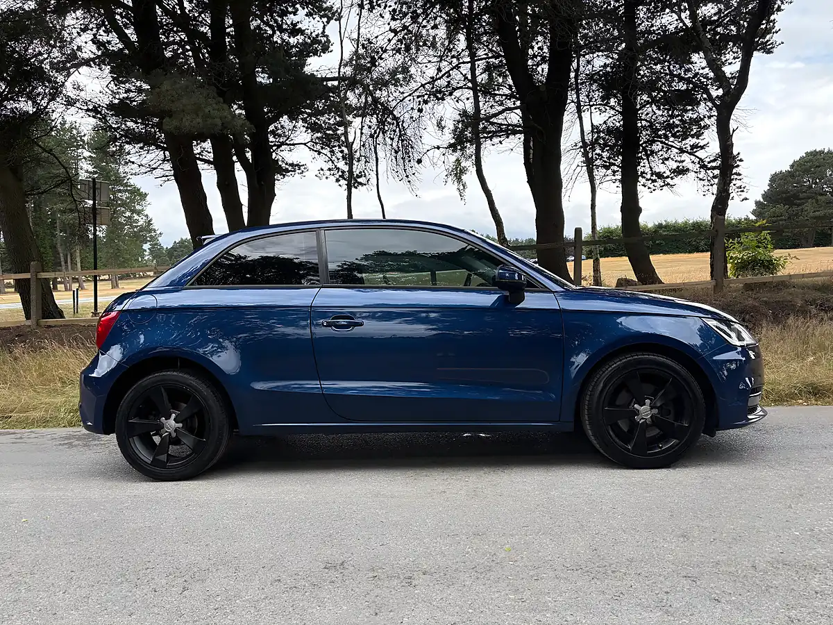 Used 2016 Audi A1 Sport Blue - Interior and Exterior details 4
