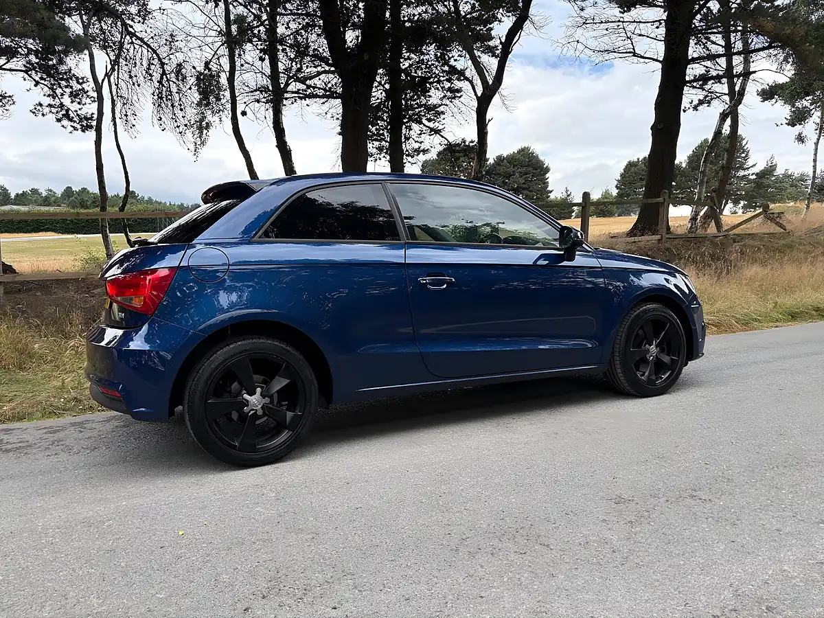 Used 2016 Audi A1 Sport Blue - Interior and Exterior details 5