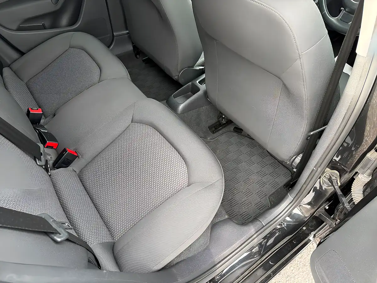 Used 2016 Audi A1 Sport Multicolour - Interior and Exterior details 13