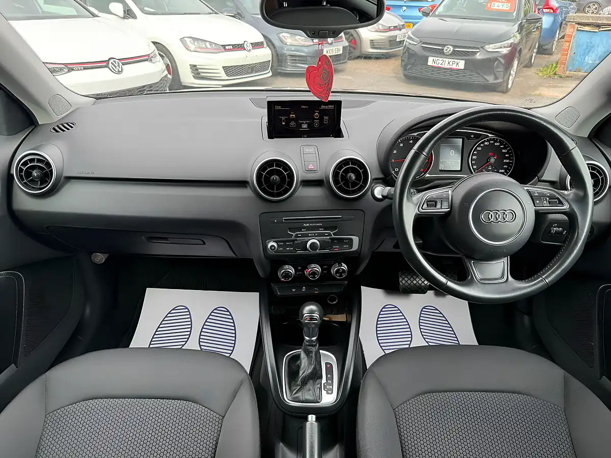 Used 2016 Audi A1 Sport Multicolour - Interior and Exterior details 3