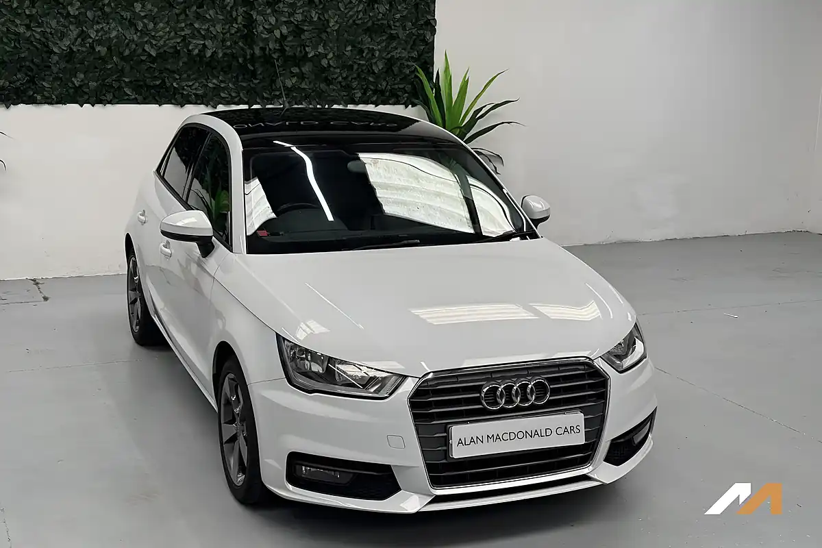 Used 2016 Audi A1 Sport White - Front View