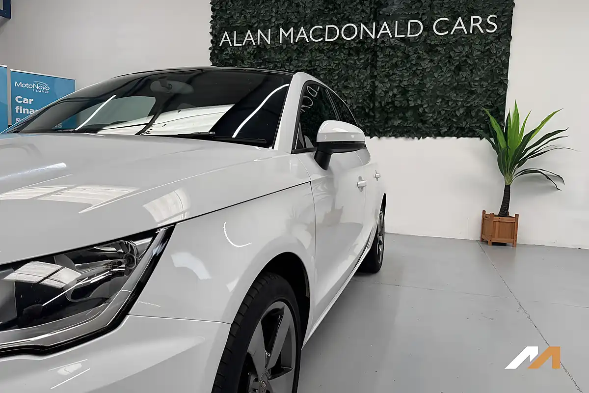 Used 2016 Audi A1 Sport White - Interior and Exterior details 13