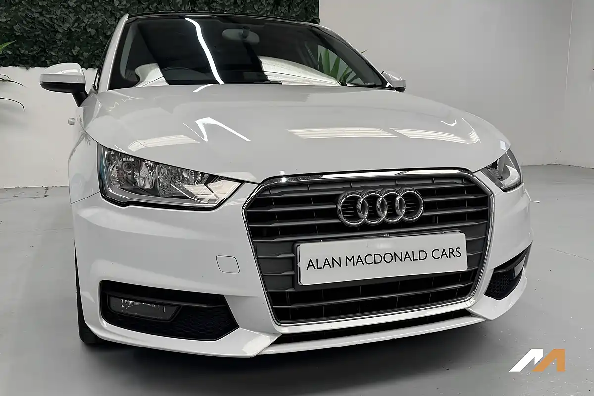Used 2016 Audi A1 Sport White - Interior and Exterior details 4