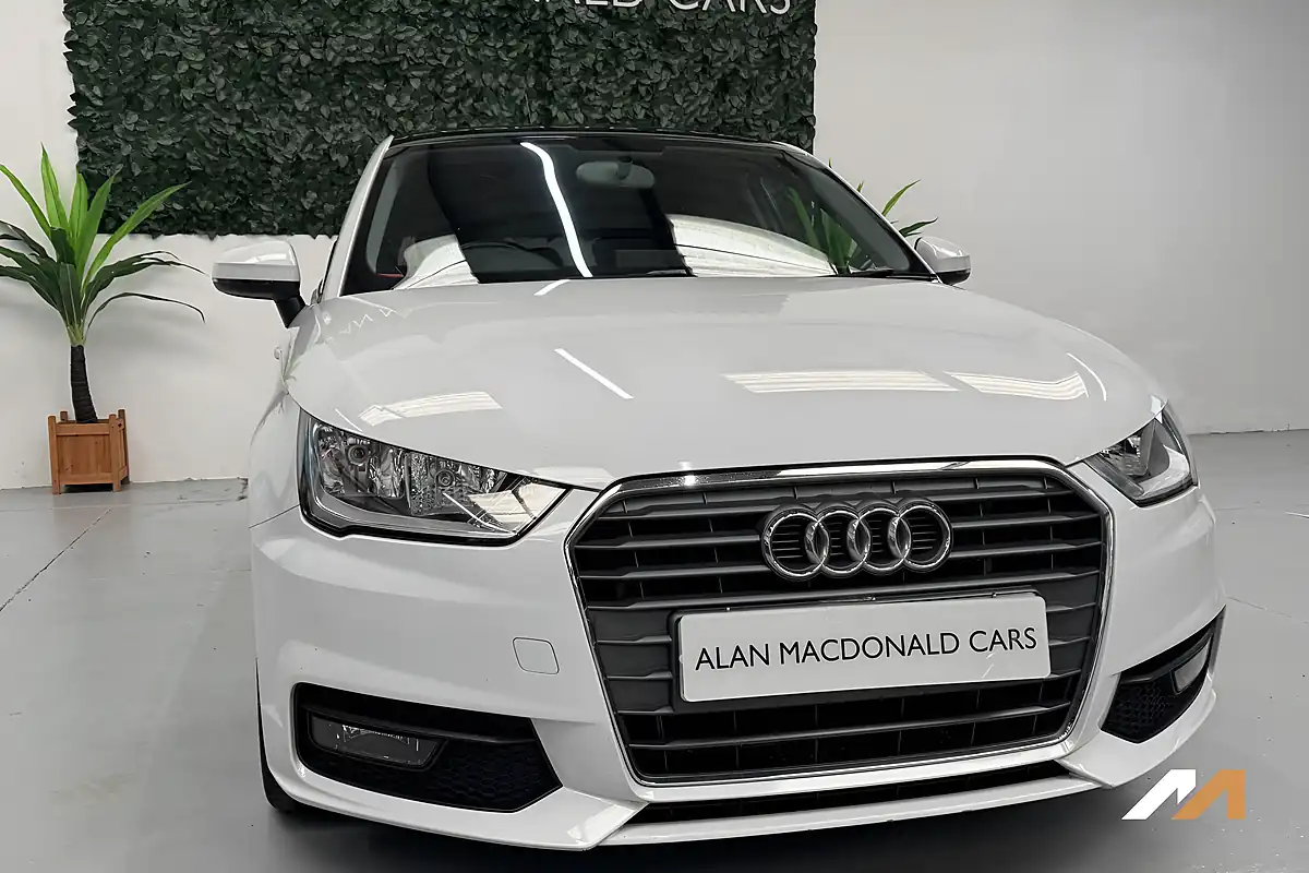 Used 2016 Audi A1 Sport White - Interior and Exterior details 5