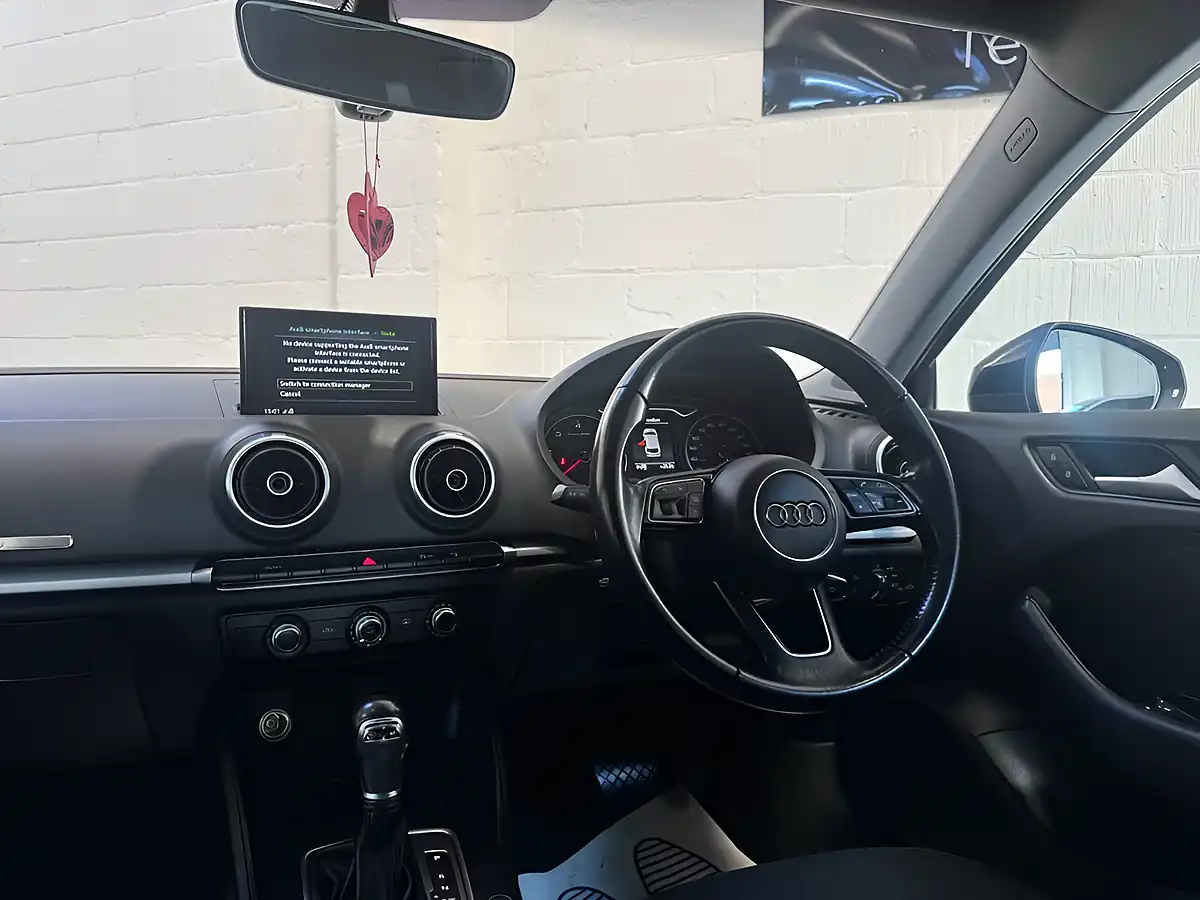 Used 2016 Audi A3 Se Technik Black - Interior and Exterior details 10
