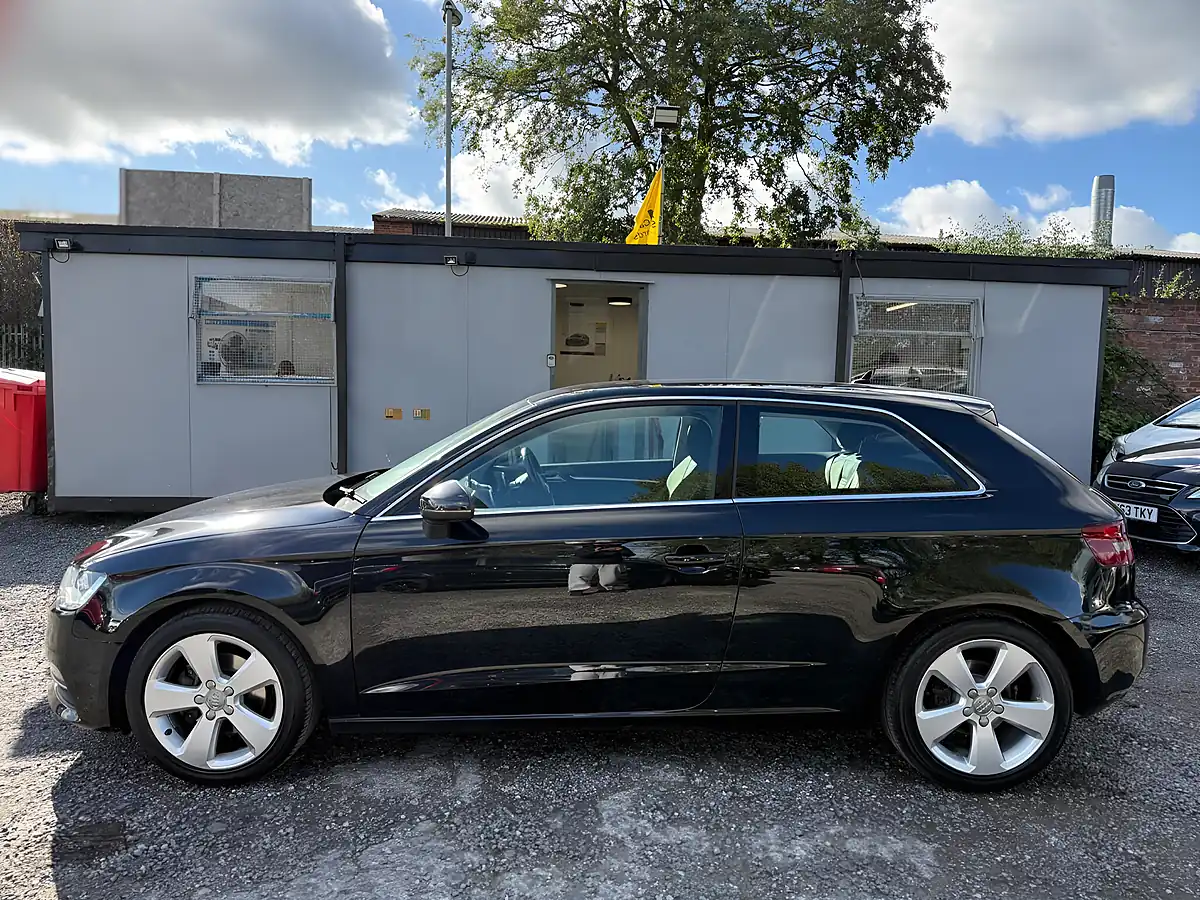 Used 2016 Audi A3 Sport Black - Interior and Exterior details 4