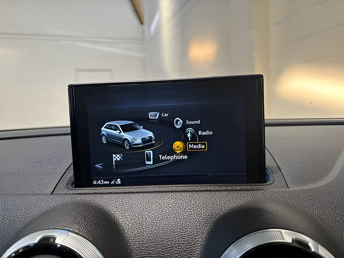 Used 2016 Audi A3 Sport White - Interior and Exterior details 17