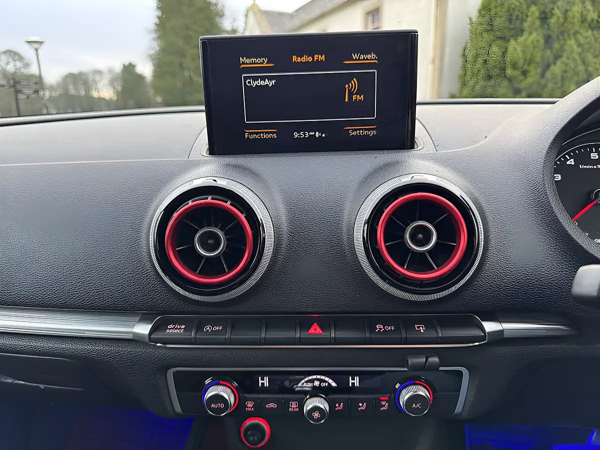 Used 2016 Audi A3 Sportback Red - Interior and Exterior details 17