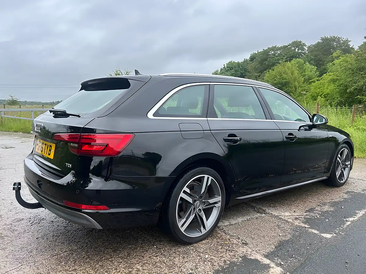 Used 2016 Audi A4 Avant S Line Black - Interior and Exterior details 3
