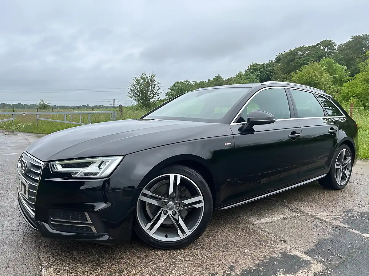 Used 2016 Audi A4 Avant S Line Black - Interior and Exterior details 4