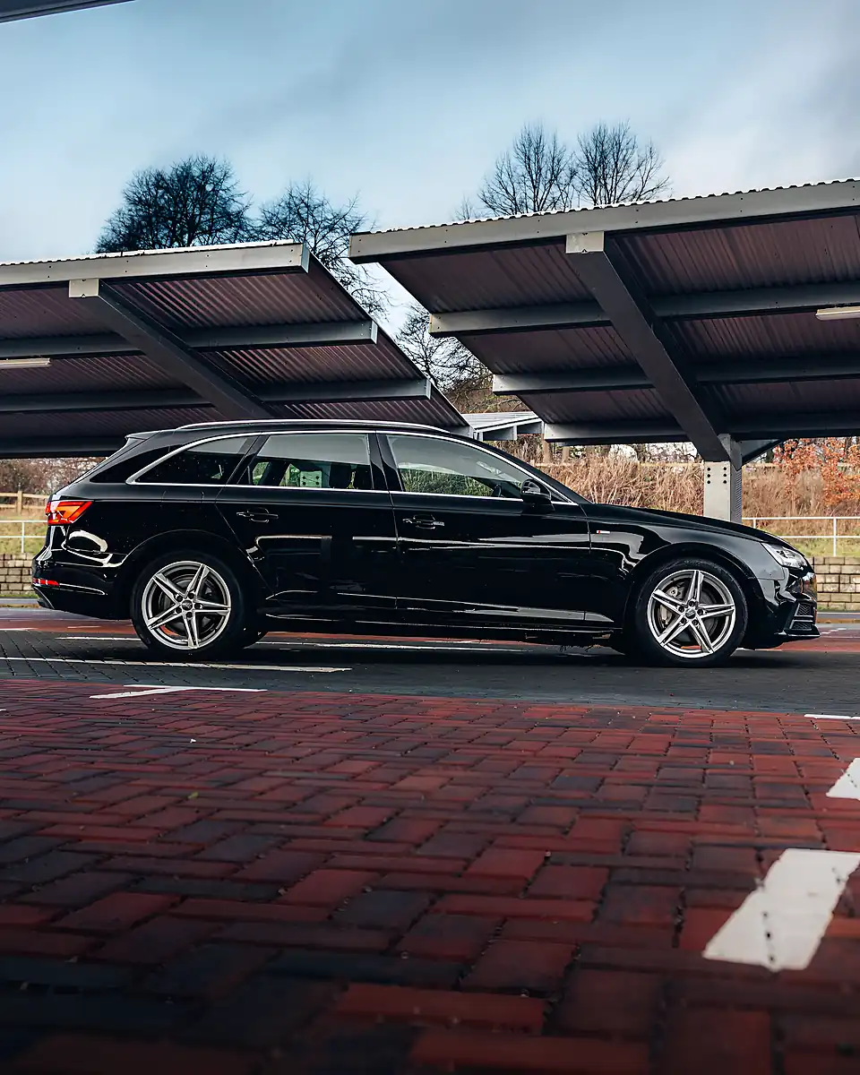Used 2016 Audi A4 Avant S Line Black - Interior and Exterior details 7