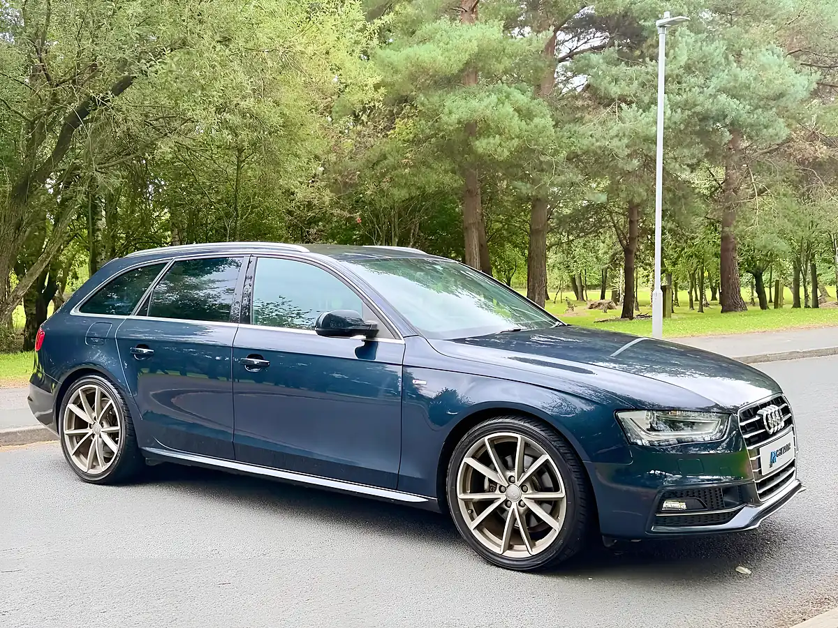 Used 2016 Audi A4 Avant S Line Black - Interior and Exterior details 4
