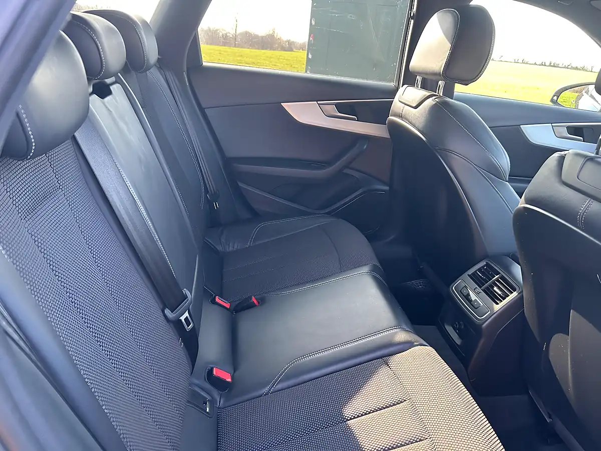 Used 2016 Audi A4 Avant S Line Black - Interior and Exterior details 9