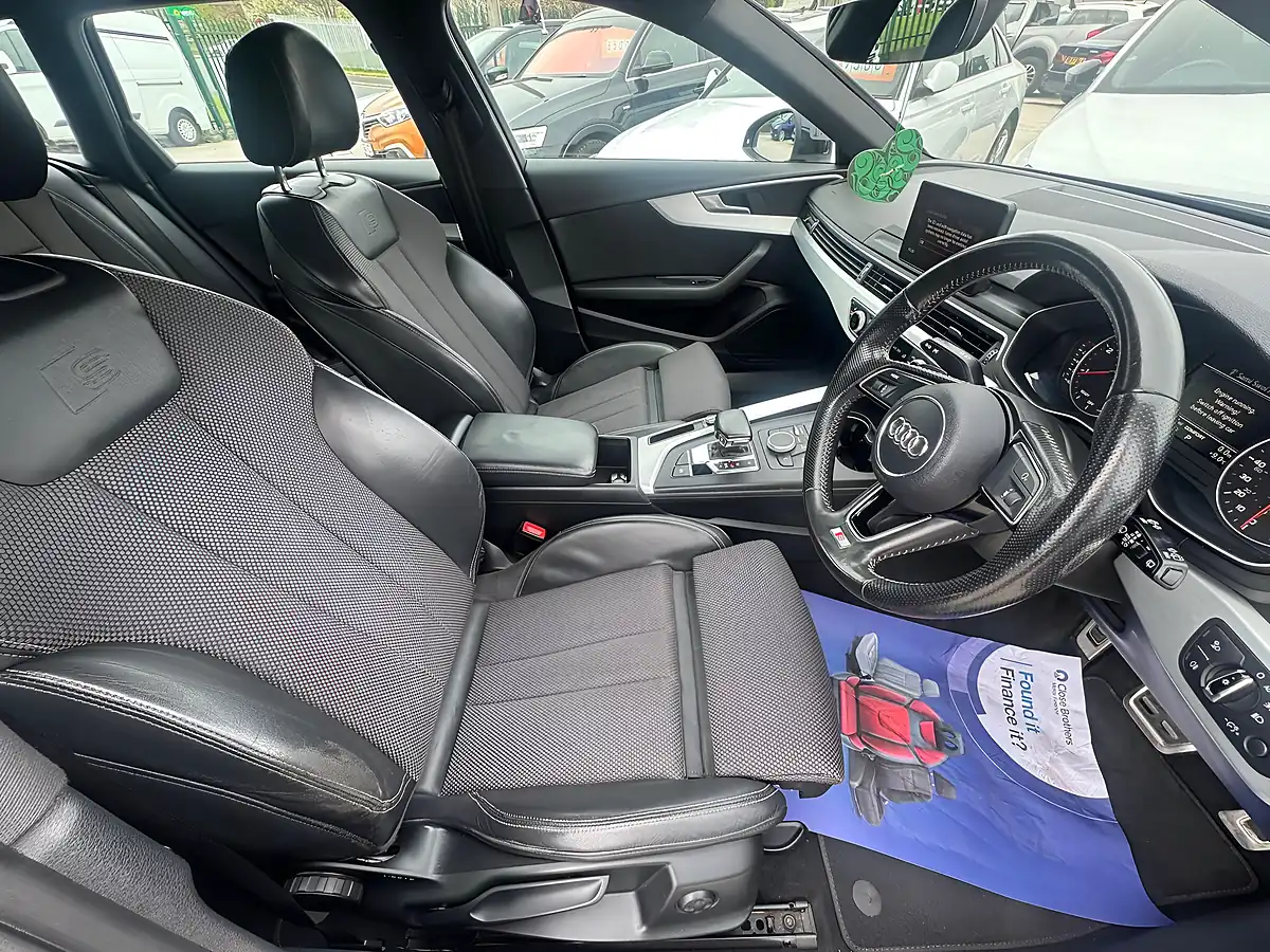 Used 2016 Audi A4 Avant S Line Blue - Interior and Exterior details 15