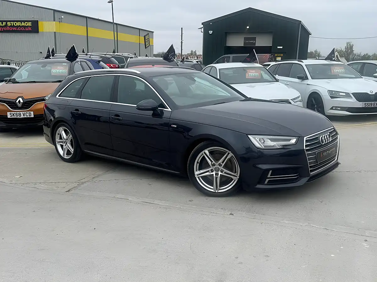 Used 2016 Audi A4 Avant S Line Blue - Interior and Exterior details 2