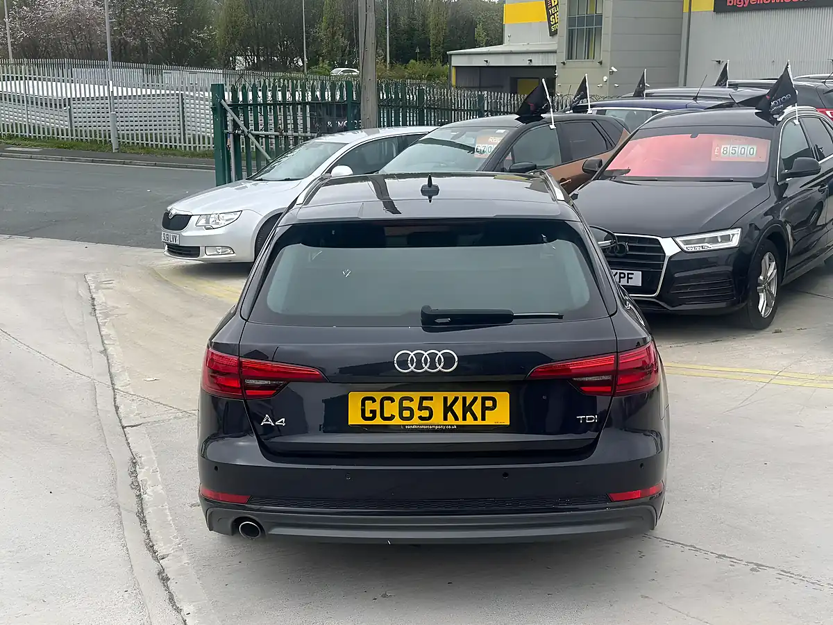 Used 2016 Audi A4 Avant S Line Blue - Interior and Exterior details 9