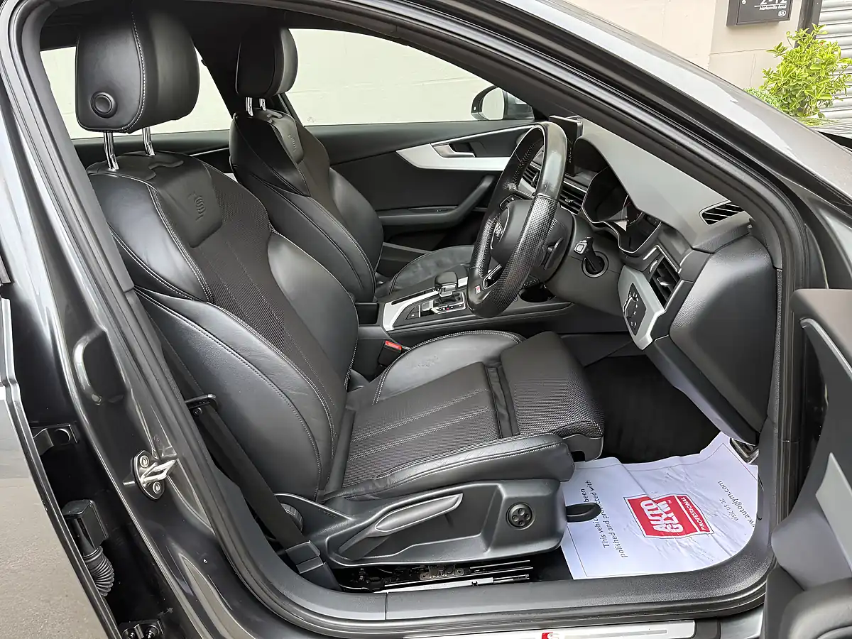 Used 2016 Audi A4 Avant S Line Grey - Interior and Exterior details 10